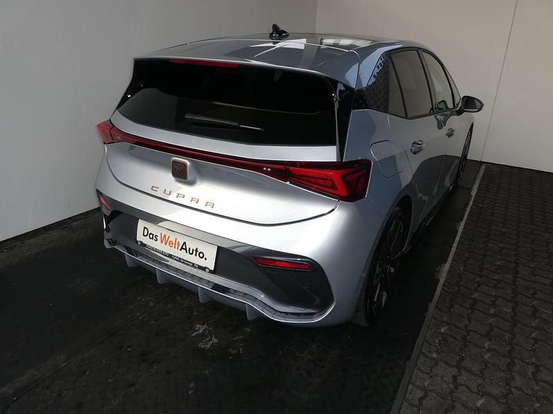 Gebraucht Cupra Born e-Boost 169 kW (231 PS) 2025 Silber  metallic Kleinwagen