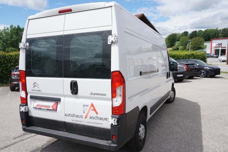 Gebraucht Citroën Jumper 140 PS (102 kW) 2021 Weiss  normal Van / Kleinbus