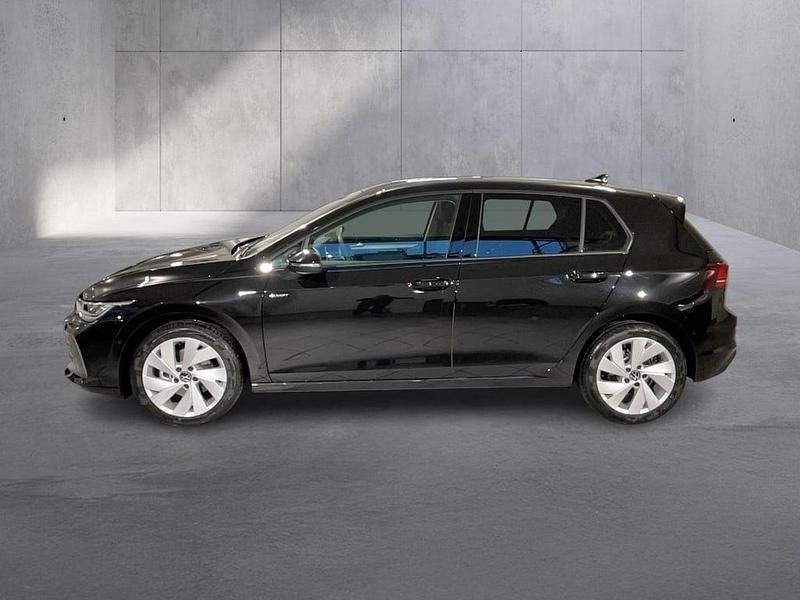 Neu VW Golf VIII 115 PS (84 kW) 2026 Schwarz  metallic Limousine