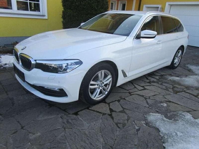 Gebraucht BMW 520 Performance 190 PS (139 kW) 2017 Weiß Kombi