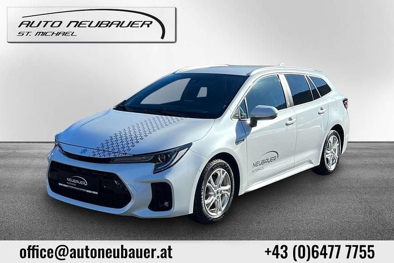 Weiß Gebraucht 2022 Suzuki Swace Kombi | € 21.900 (Etwas zu teuer) - Bild 1/4