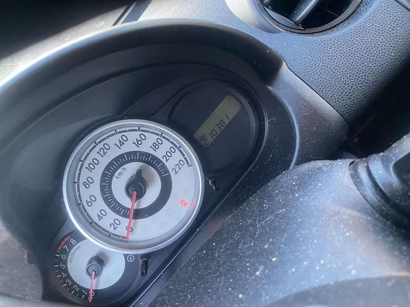 Gebraucht 2008 Mazda 2 Limousine | € 600 (Superpreis) - Bild 1/4