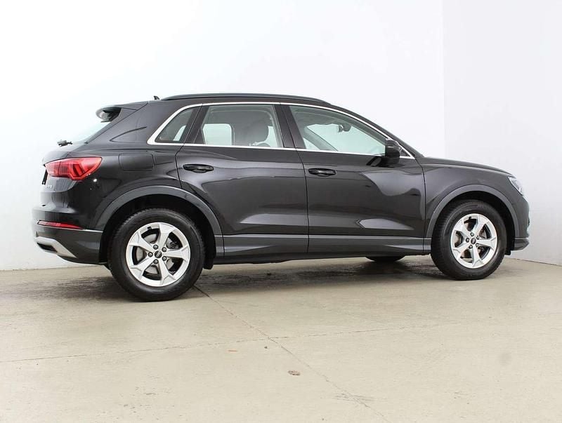 Gebraucht Audi Q3 Advanced 150 PS (110 kW) 2025 Schwarz  metallic SUV