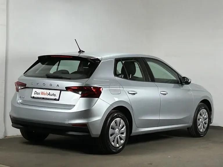 Gebraucht Skoda Fabia Essence 80 PS (58 kW) 2025 Silber  metallic Kleinwagen