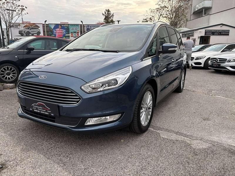 Blau Gebraucht 2018 Ford Galaxy Titanium Van / Kleinbus | € 17.999 (Superpreis) - Bild 1/4