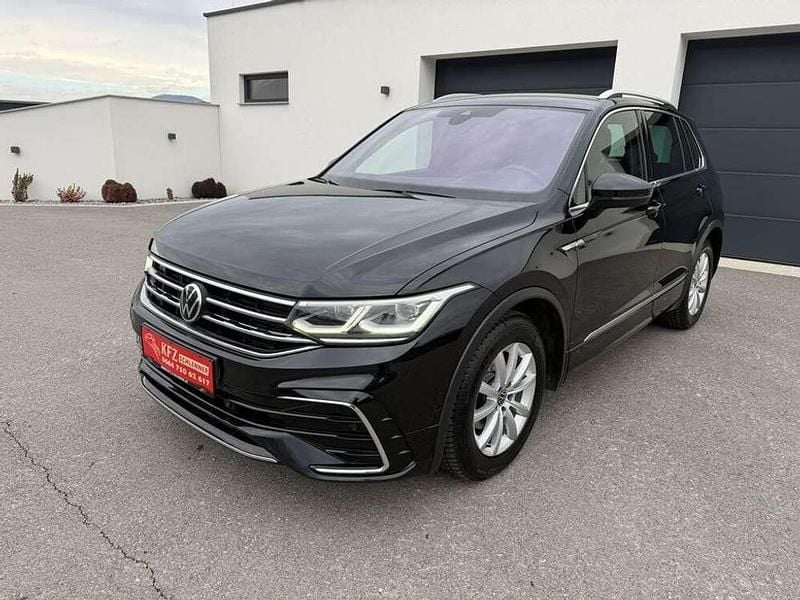 Gebraucht VW Tiguan R-line 150 PS (110 kW) 2021 Schwarz SUV