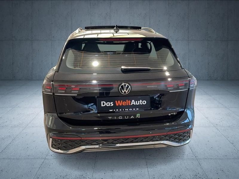 Neu VW Tiguan Sport 150 PS (110 kW) 2025 Schwarz  metallic SUV