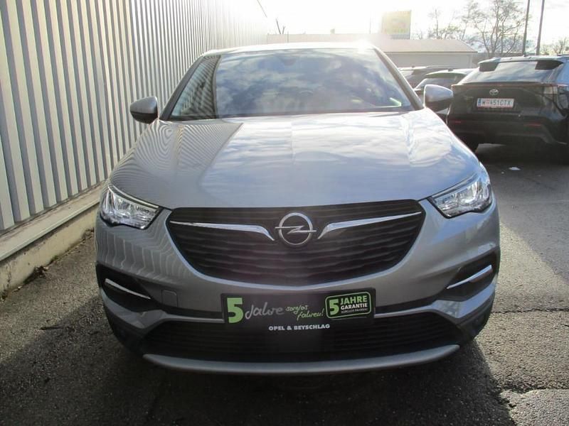 Gebraucht Opel Grandland X Innovation 131 PS (96 kW) 2020 Quarz silber (m2) SUV
