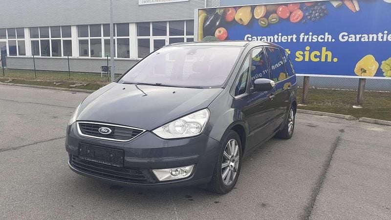 Gebraucht Ford Galaxy 140 PS (102 kW) 2009 Grau Van / Kleinbus