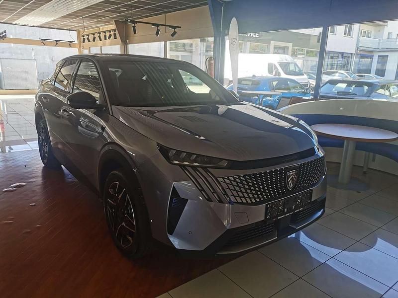 Neu Peugeot 3008 GT 136 PS (100 kW) 2025 Grau SUV