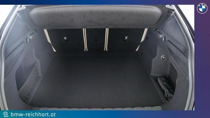 Gebraucht BMW iX2 Shadowline 150 kW (204 PS) 2025 Saphirschwarz SUV