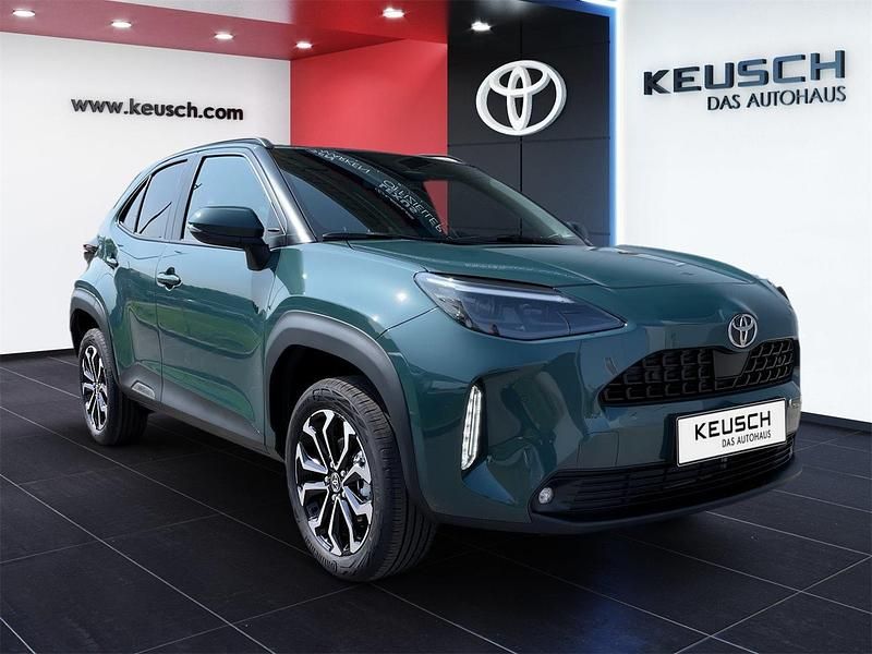 Everestgrünmetallic Neu 2025 Toyota Yaris Hybrid SUV | € 29.950 (Fairer Preis) - Bild 1/4