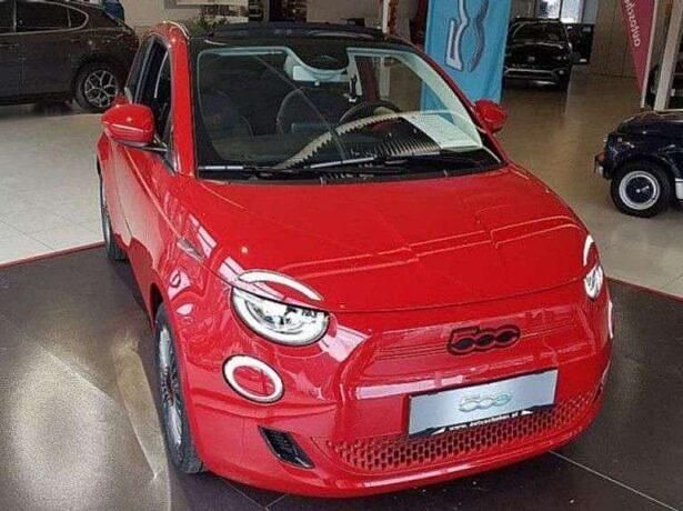 Gebraucht Fiat 500e Red 69 kW (95 PS) 2022 Rot Cabrio