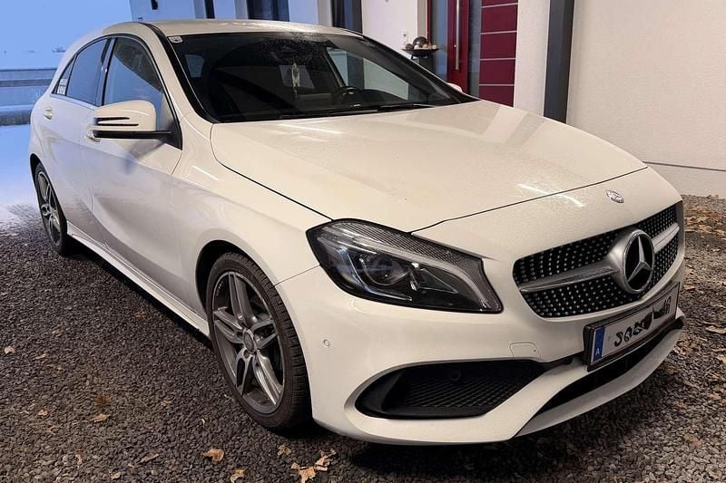 Gebraucht Mercedes A180 122 PS (89 kW) 2017 Weiß Limousine