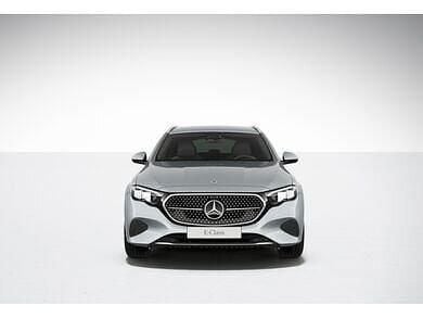 Gebraucht Mercedes E300 313 PS (230 kW) 2025 Silber Kombi