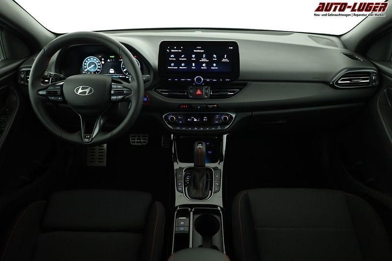 Neu Hyundai i30 N Line 140 PS (102 kW) 2025 Shadow gray Limousine