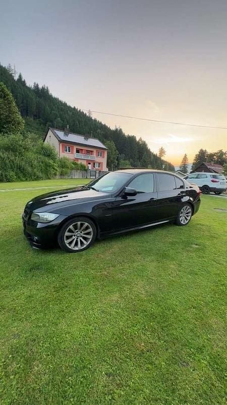 Gebraucht BMW 320 M Sport 177 PS (130 kW) 2009 Schwarz Limousine