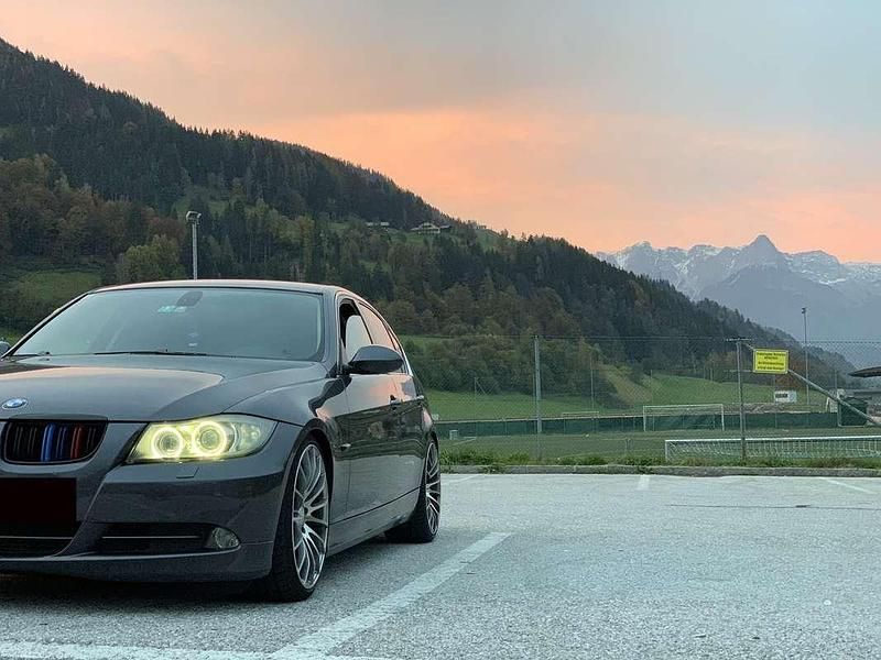 Gebraucht BMW 325 197 PS (144 kW) 2006 Limousine