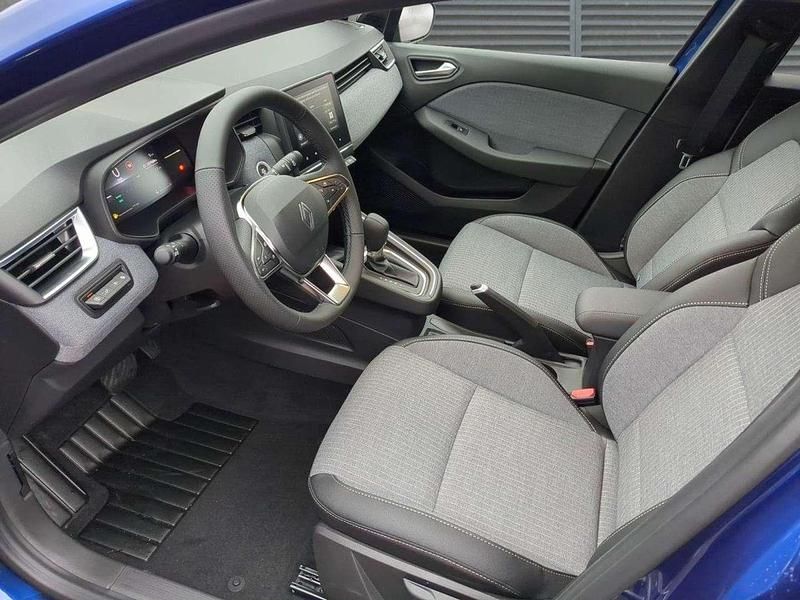 Neu Renault Clio V Techno 90 PS (66 kW) 2025 Blau Kleinwagen