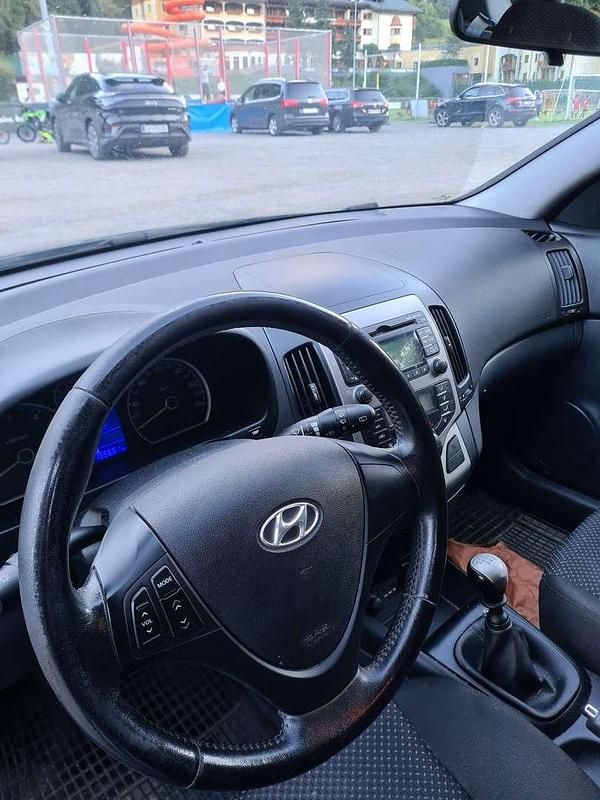 Gebraucht Hyundai i30 90 PS (66 kW) 2010 Kombi