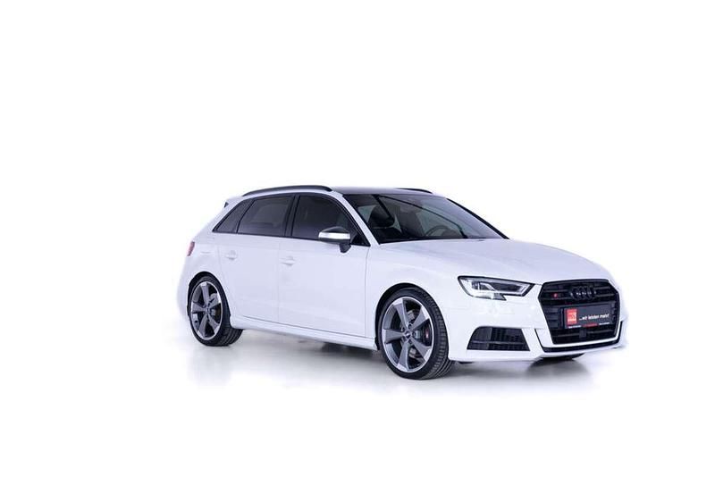 Gebraucht Audi S3 Advanced 301 PS (221 kW) 2019 Weiß Limousine