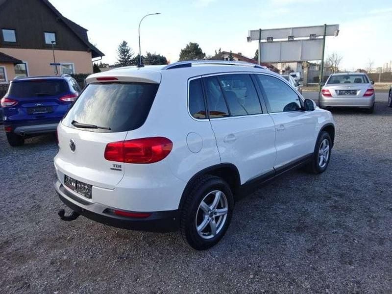Gebraucht VW Tiguan Sportline 110 PS (80 kW) 2012 Weiß SUV