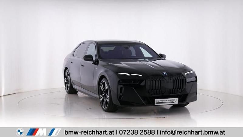 Gebraucht BMW i7 Shadowline 400 kW (544 PS) 2024 Saphirschwarz Limousine