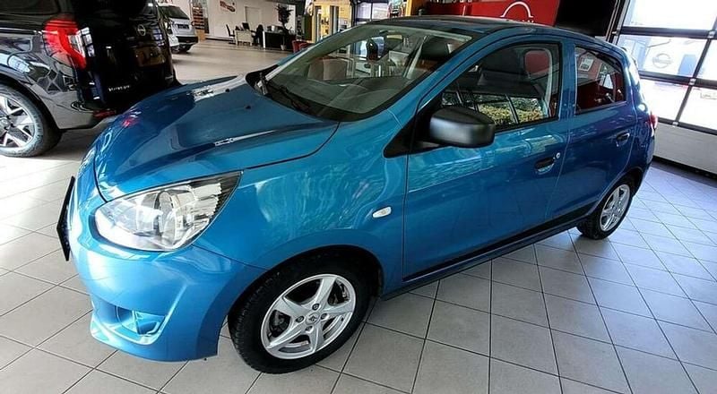 Gebraucht Mitsubishi Space Star Inform 71 PS (52 kW) 2015 Blau Kleinwagen