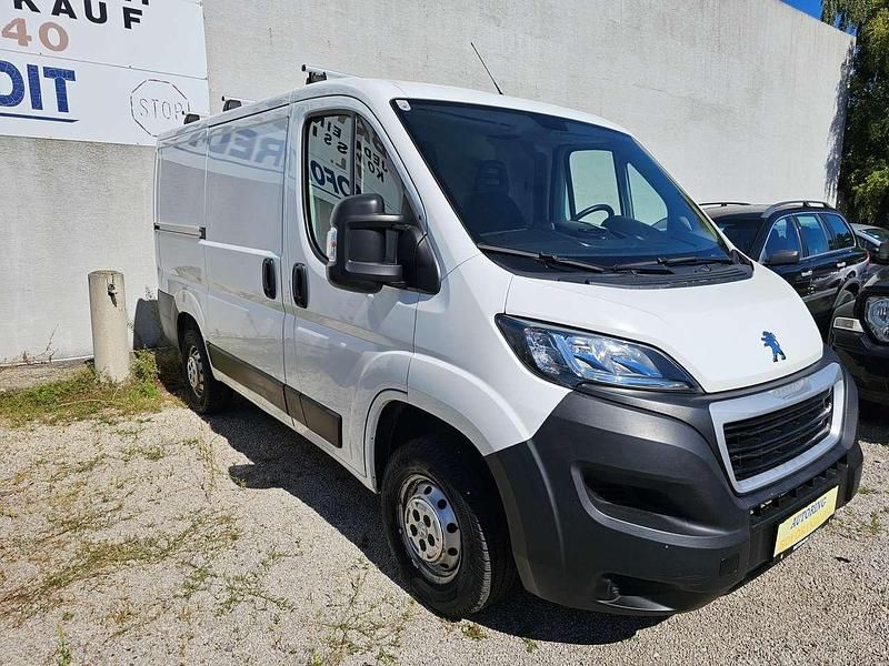 Gebraucht Peugeot Boxer 120 PS (88 kW) 2021 Weiß Van