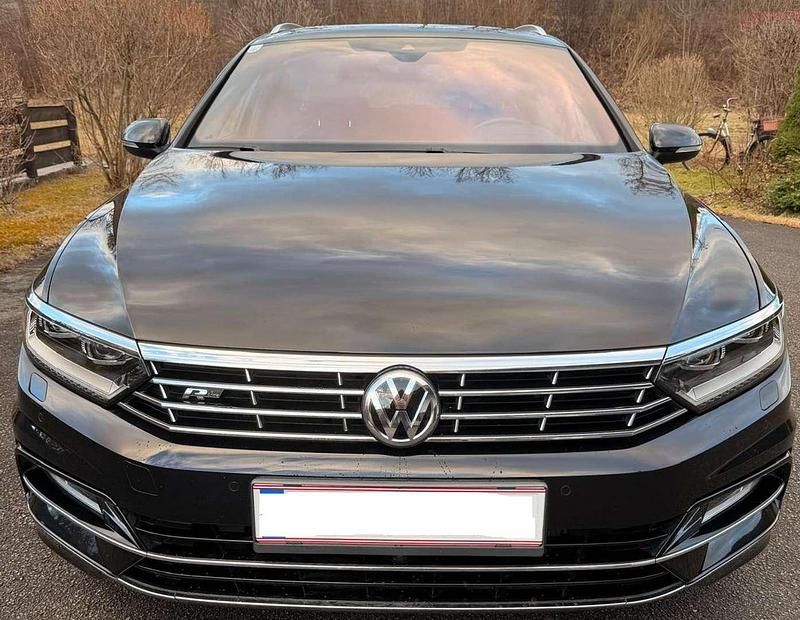 Gebraucht VW Passat Highline 190 PS (139 kW) 2019 Schwarz Kombi