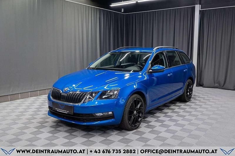 Blau Gebraucht 2020 Skoda Octavia Ambition Kombi | € 18.790 (Superpreis) - Bild 1/4