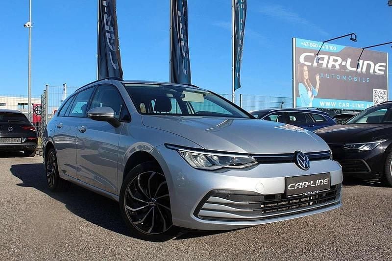 Silber Gebraucht 2021 VW Golf VIII Life Kombi | € 18.790 (Guter Preis) - Bild 1/4