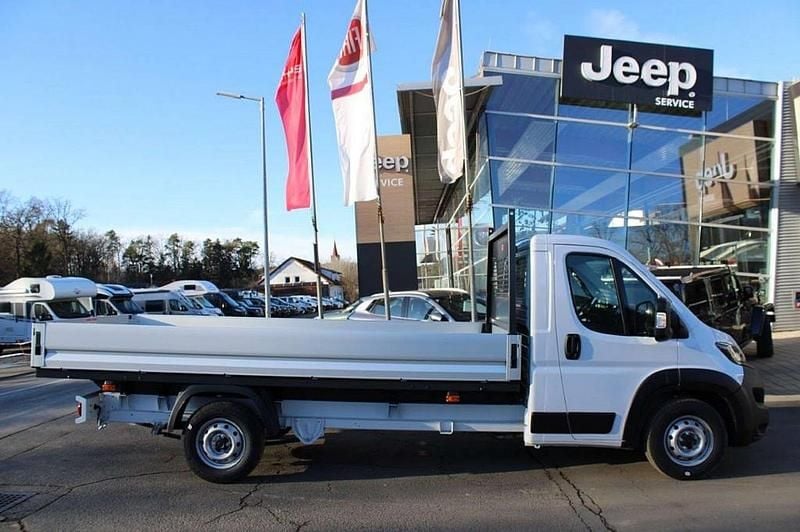 Weiß Neu 2025 Fiat Ducato Van | € 34.788 - Bild 1/4