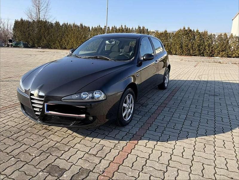 Gebraucht Alfa Romeo 147 Distinctive 116 PS (85 kW) 2005 Kleinwagen