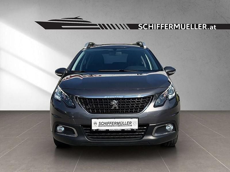 Gebraucht Peugeot 2008 Active 83 PS (61 kW) 2019 Grau SUV