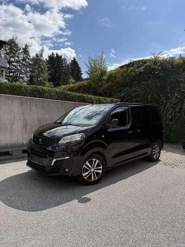 Gebraucht Peugeot Traveller Active 144 PS (105 kW) 2021 Van / Kleinbus