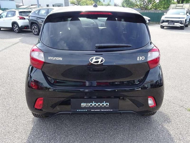 Neu Hyundai i10 GO! 79 PS (58 kW) 2025 Schwarz Kleinwagen