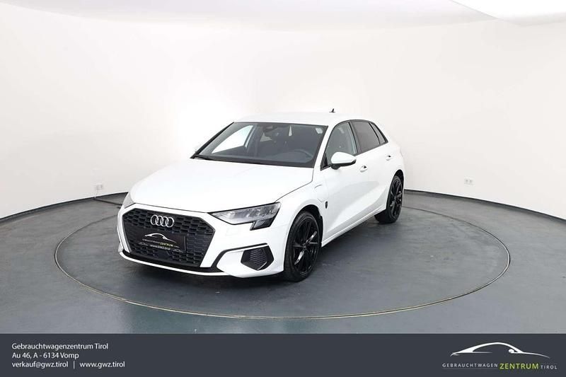 Gebraucht Audi A3 Comfort 204 PS (150 kW) 2022 Weiß Limousine