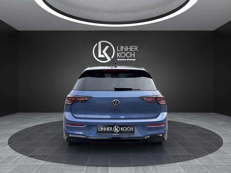 Gebraucht VW Golf VIII Sport 115 PS (84 kW) 2026 Mittelblau  normal Limousine