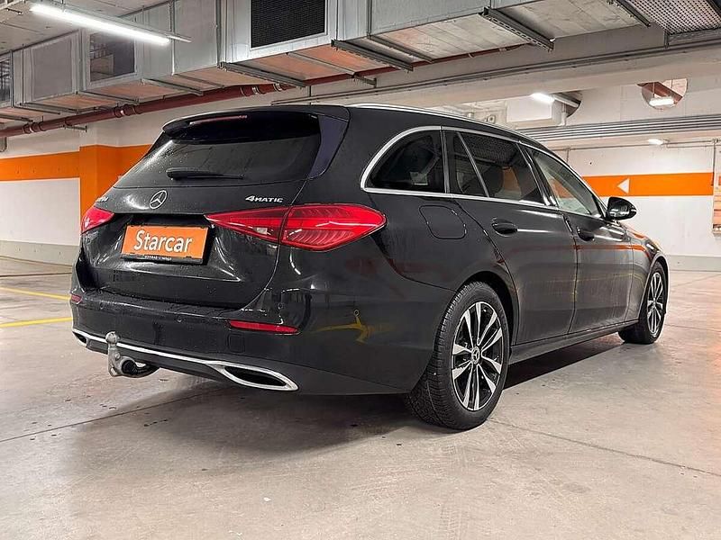 Gebraucht Mercedes C220 200 PS (147 kW) 2023 Schwarz Kombi