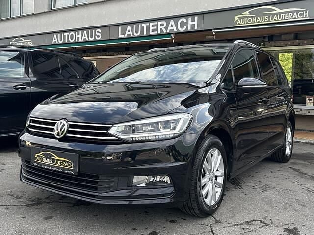 Gebraucht VW Touran Comfortline 116 PS (85 kW) 2017 Schwarz Van / Kleinbus