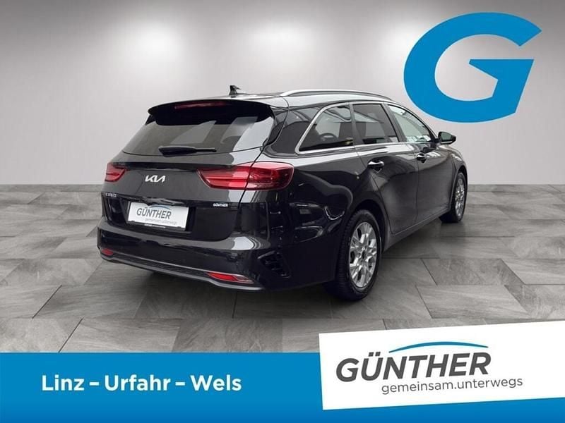 Gebraucht Kia Ceed Sportswagon Silver 136 PS (100 kW) 2023 Schwarz Kombi