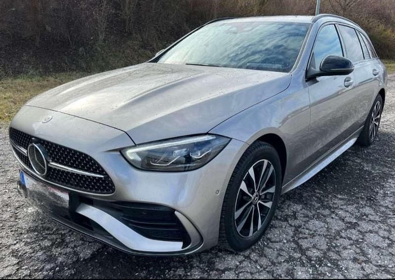 Silber Gebraucht 2024 Mercedes C300e Kombi | € 44.100 (Guter Preis) - Bild 1/4