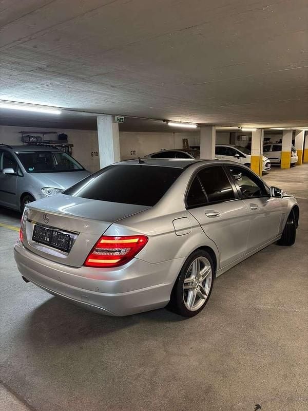Gebraucht Mercedes C180 120 PS (88 kW) 2011 Limousine