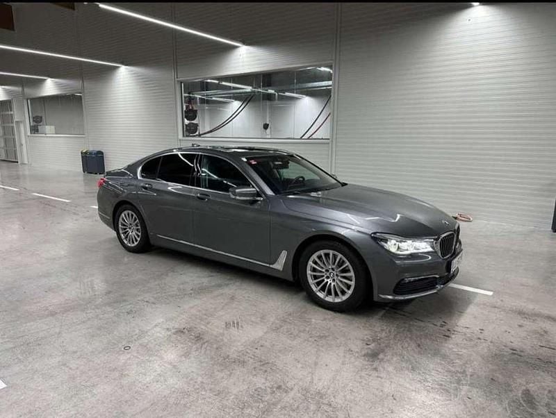 Gebraucht BMW 730 265 PS (194 kW) 2016 Limousine