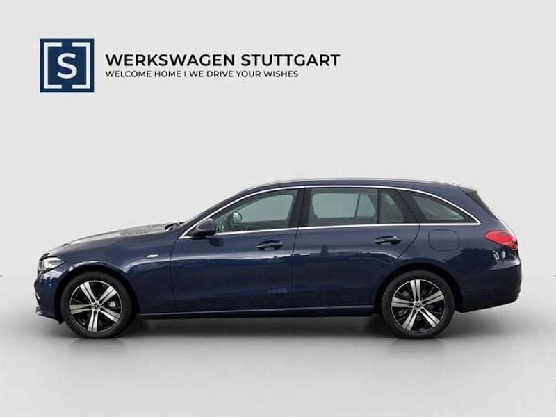 Gebraucht Mercedes C300e Avantgarde 197 PS (144 kW) 2024 Blau Kombi