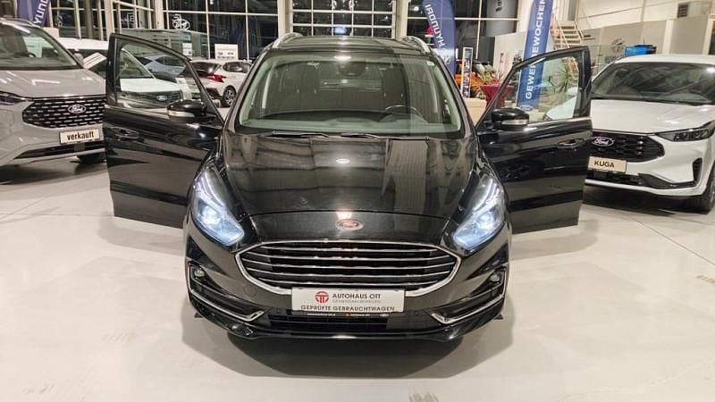 Gebraucht Ford Galaxy Titanium 190 PS (139 kW) 2021 Schwarz Van / Kleinbus