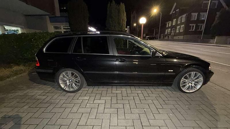 Gebraucht BMW 330 184 PS (135 kW) 2000 Kombi