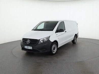 Weiß Gebraucht 2023 Mercedes e-Vito Van / Kleinbus | € 37.188 (Teuer) - Bild 1/4