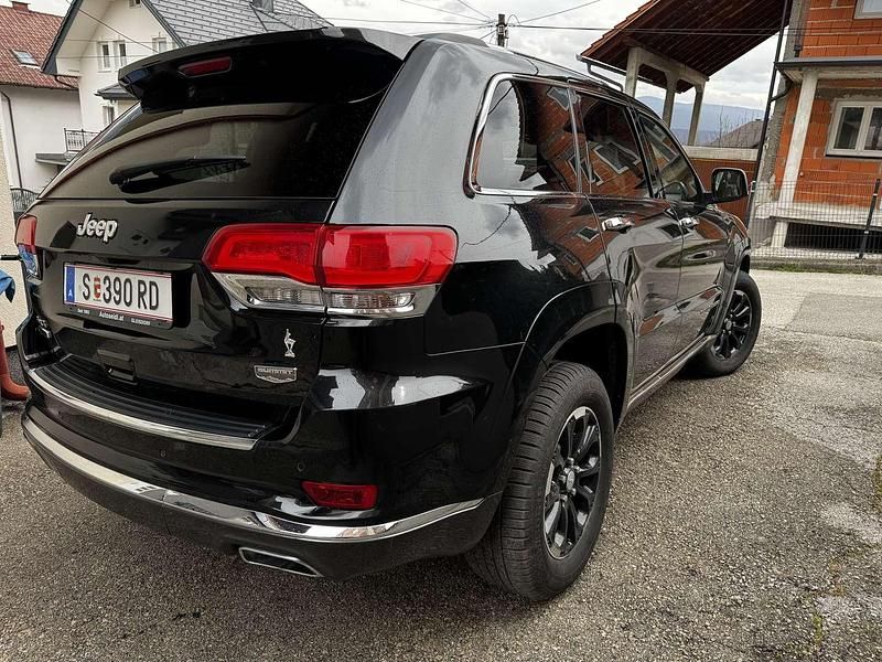 Gebraucht Jeep Grand Cherokee Summit 250 PS (183 kW) 2016 Schwarz SUV